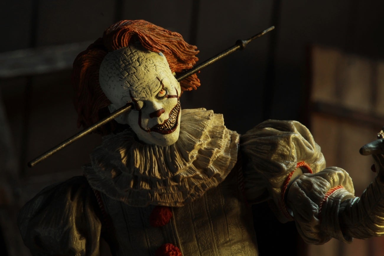 NECA IT イット それが見えたら、終わり。 ペニーワイズ ウェル・ハウスVer. アルティメット 7インチ アクションフィギュア 未開封