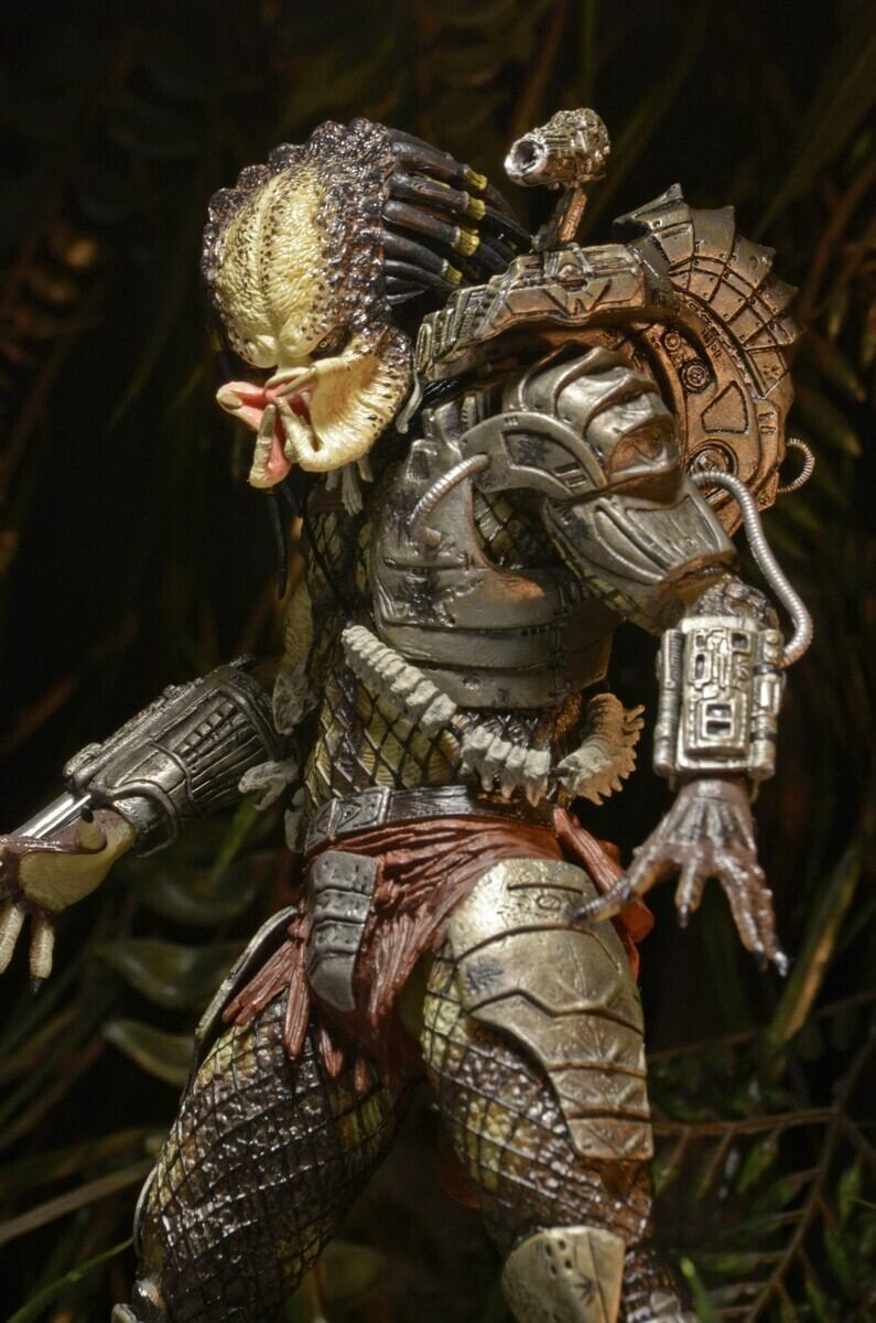 ネカ NECA プレデター ジャングルハンター・プレデター アルティメイト