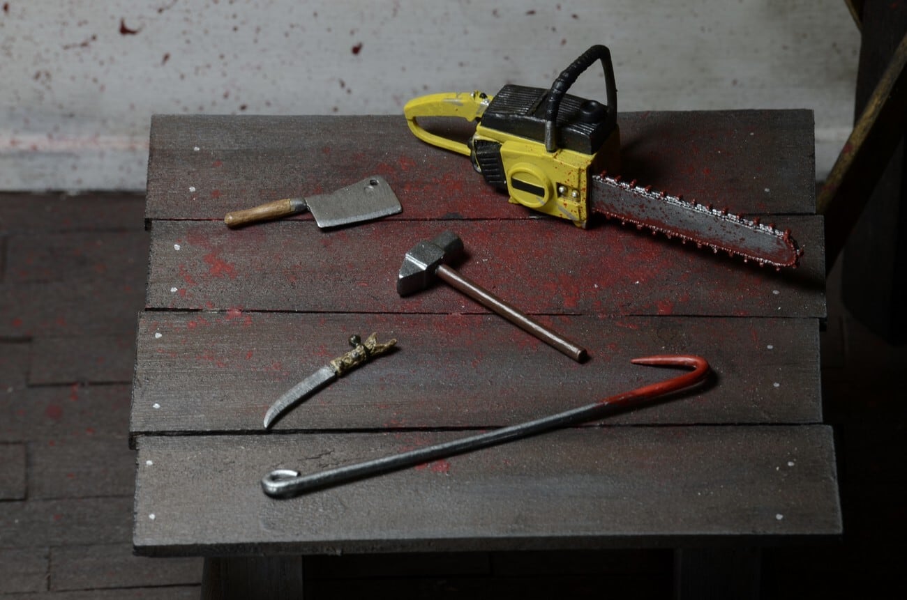 NECA 悪魔のいけにえ 40th アニバーサリー アルティメット レザーフェイス 7インチ アクションフィギュア