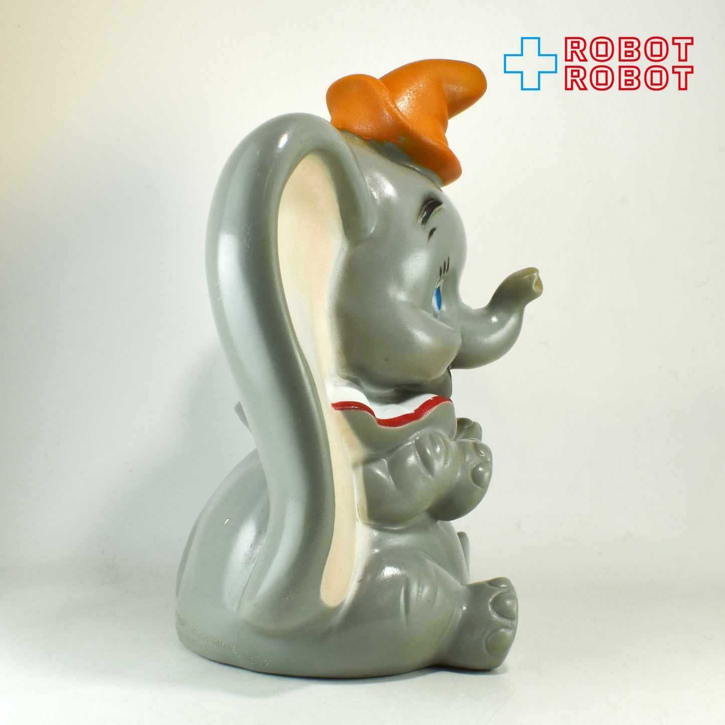 プレイパル デイズニー ダンボ 赤色帽子 ソフビ貯金箱 ウォルトディズニープロダクション