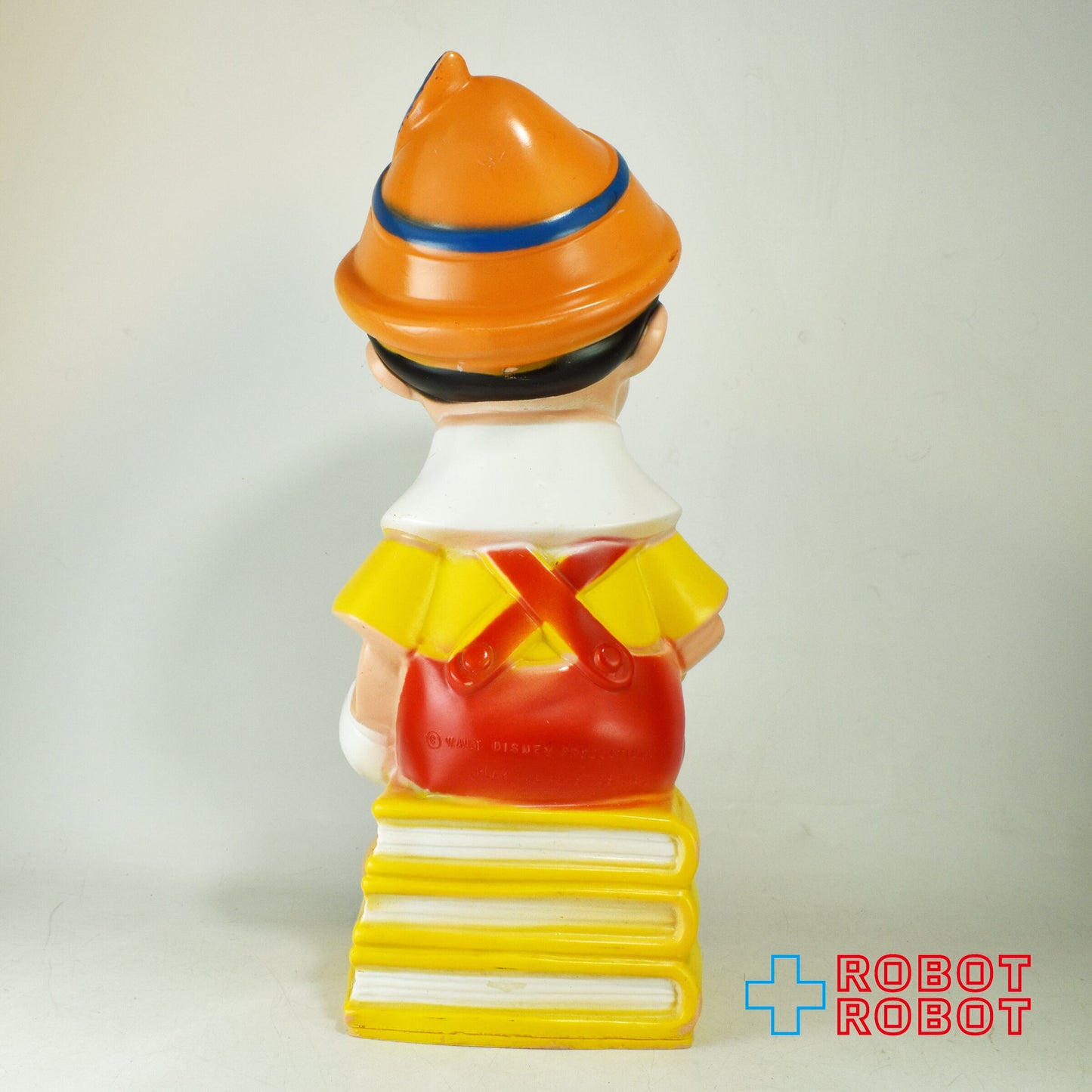 プレイパル社 ディズニー ピノキオ ラージ 薄茶帽子水色羽 ソフビ貯金箱 バンク フィギュア
