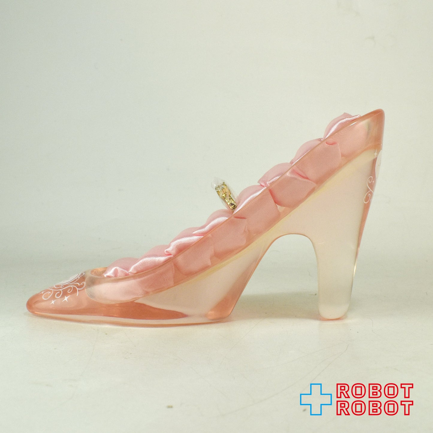 セガ ディズニー キャラクター プレミアムリング ＆ ジュエルスタンド 箱入