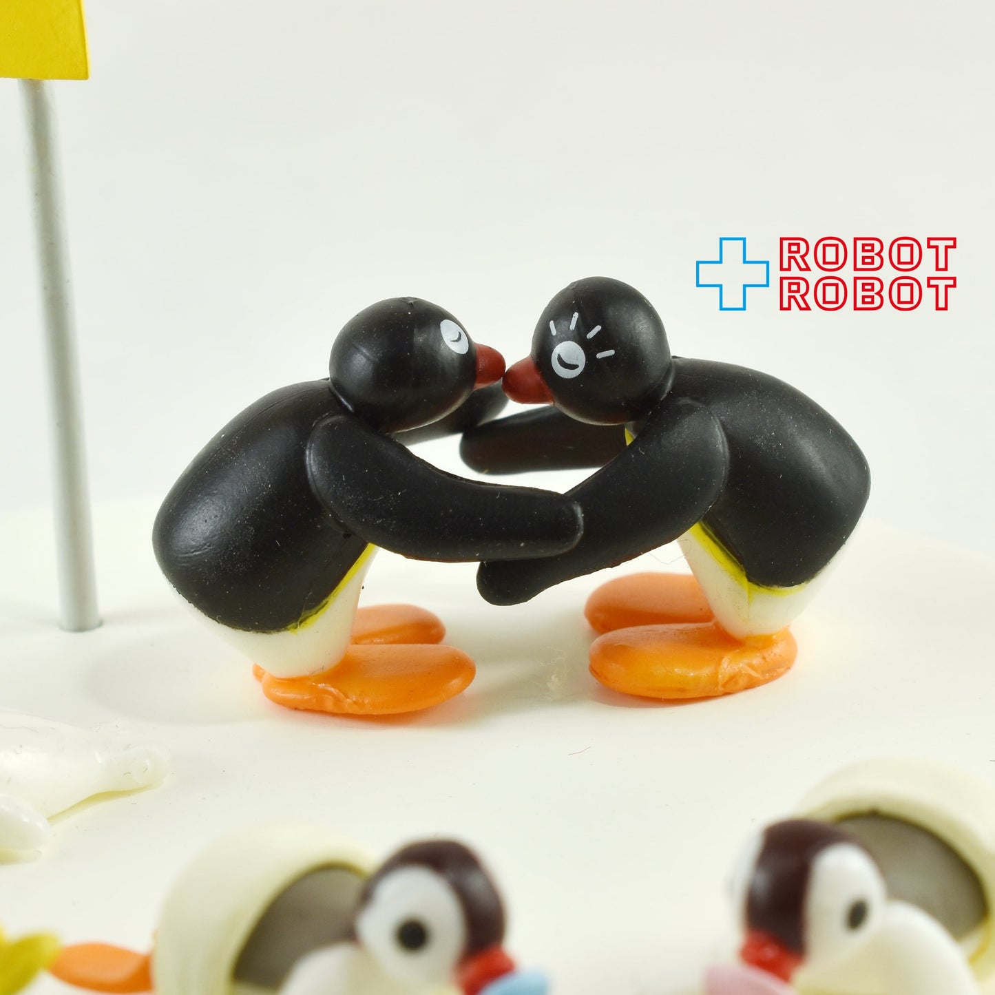 ピングーエッグ ミニフィギュアとジオラマセット