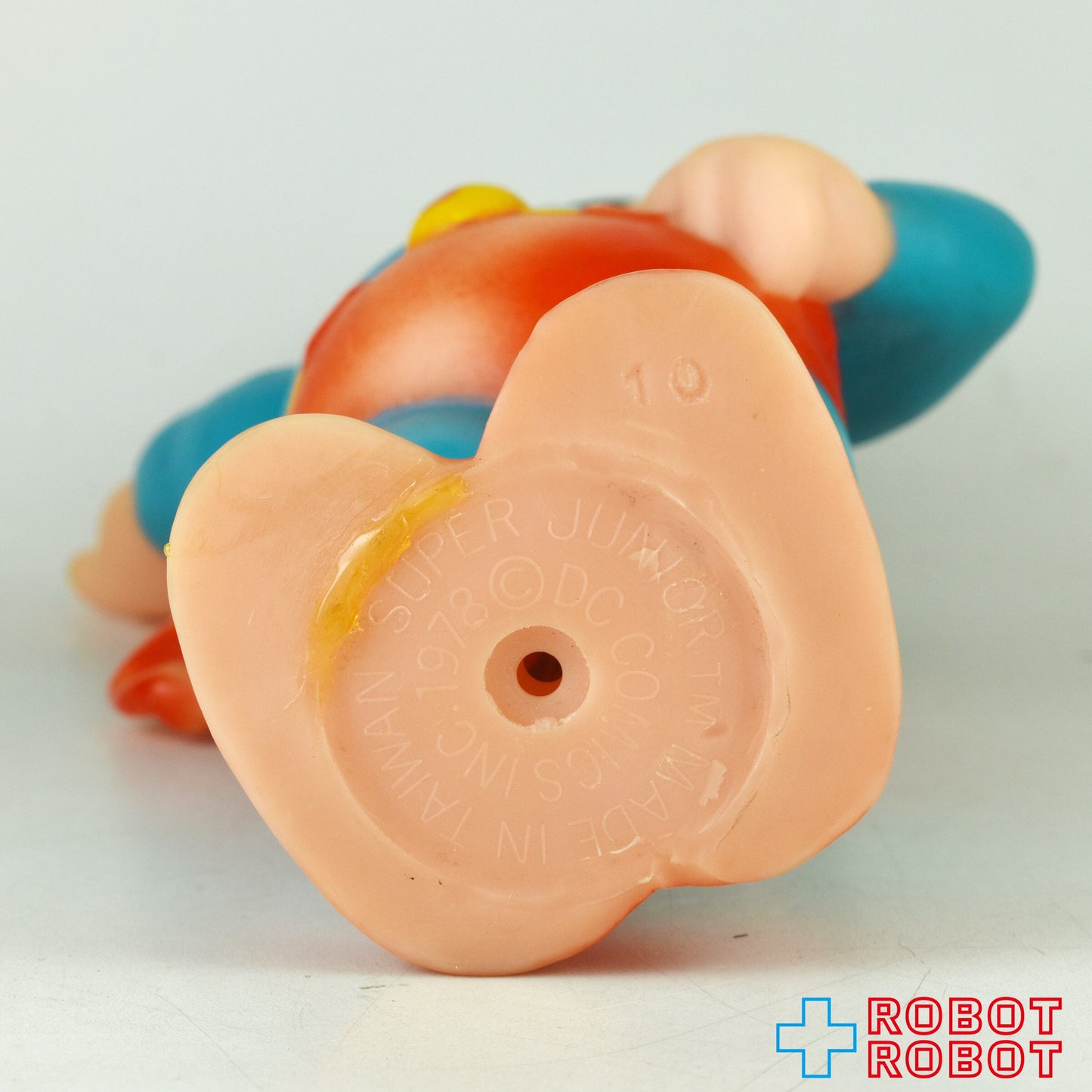 スーパージュニア スーパーマン DC ソフビフィギュア