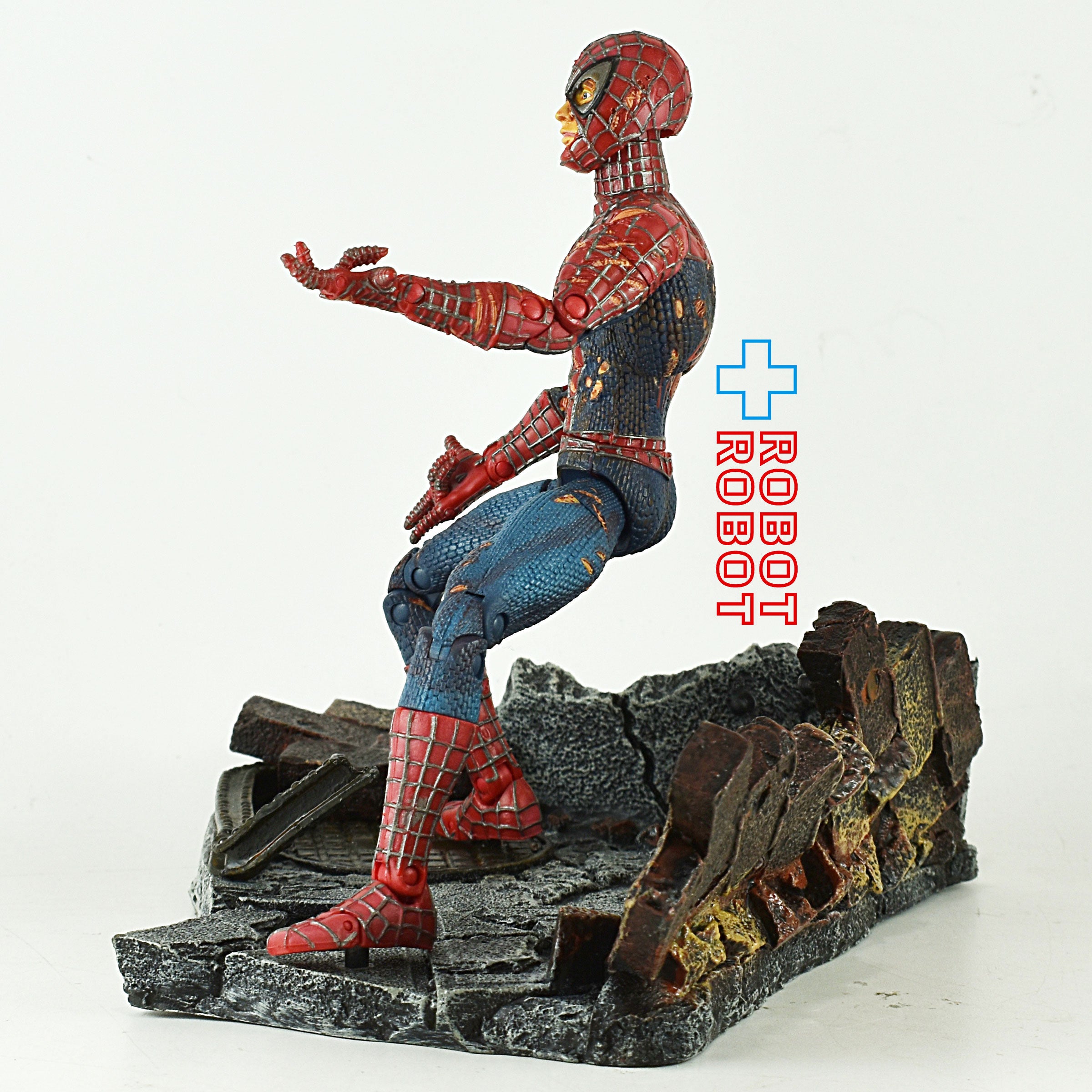 トイビズ スパイダーマン サムライミ版 ダメージVer. アクションフィギュア ルース – ROBOTROBOT