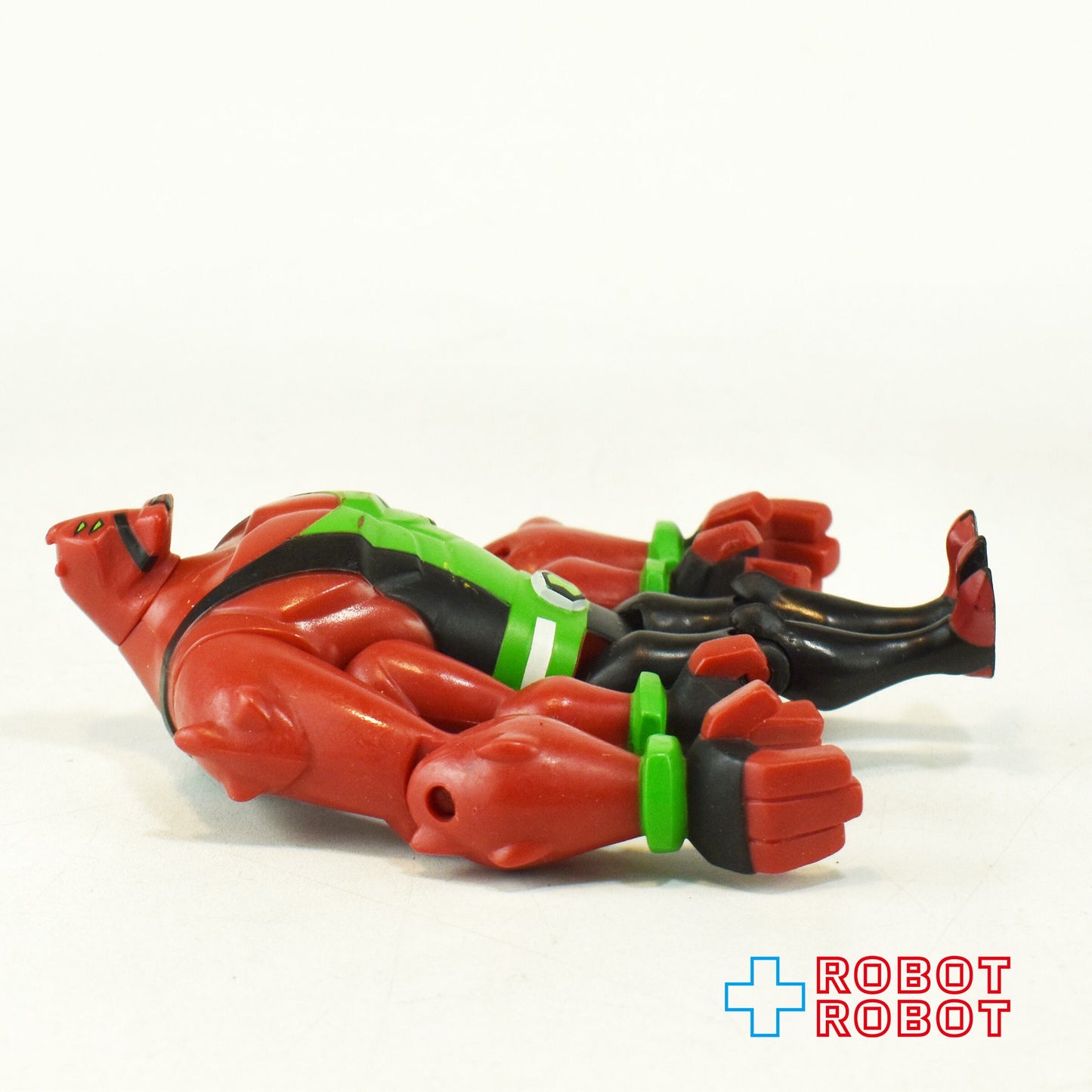 バンダイ ベン10 オムニバースシリーズ フォーアームズ 4インチ アクションフィギュア ルース