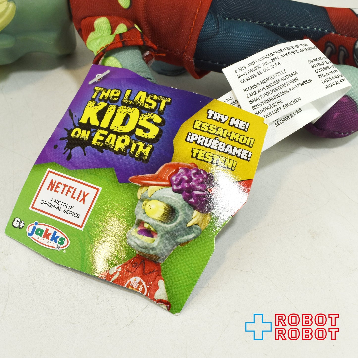 ラスト・キッズ・オン・アース ピザ配達人のゾンビ 9インチ(22センチ) プラッシュ ぬいぐるみドール 紙タグ付き