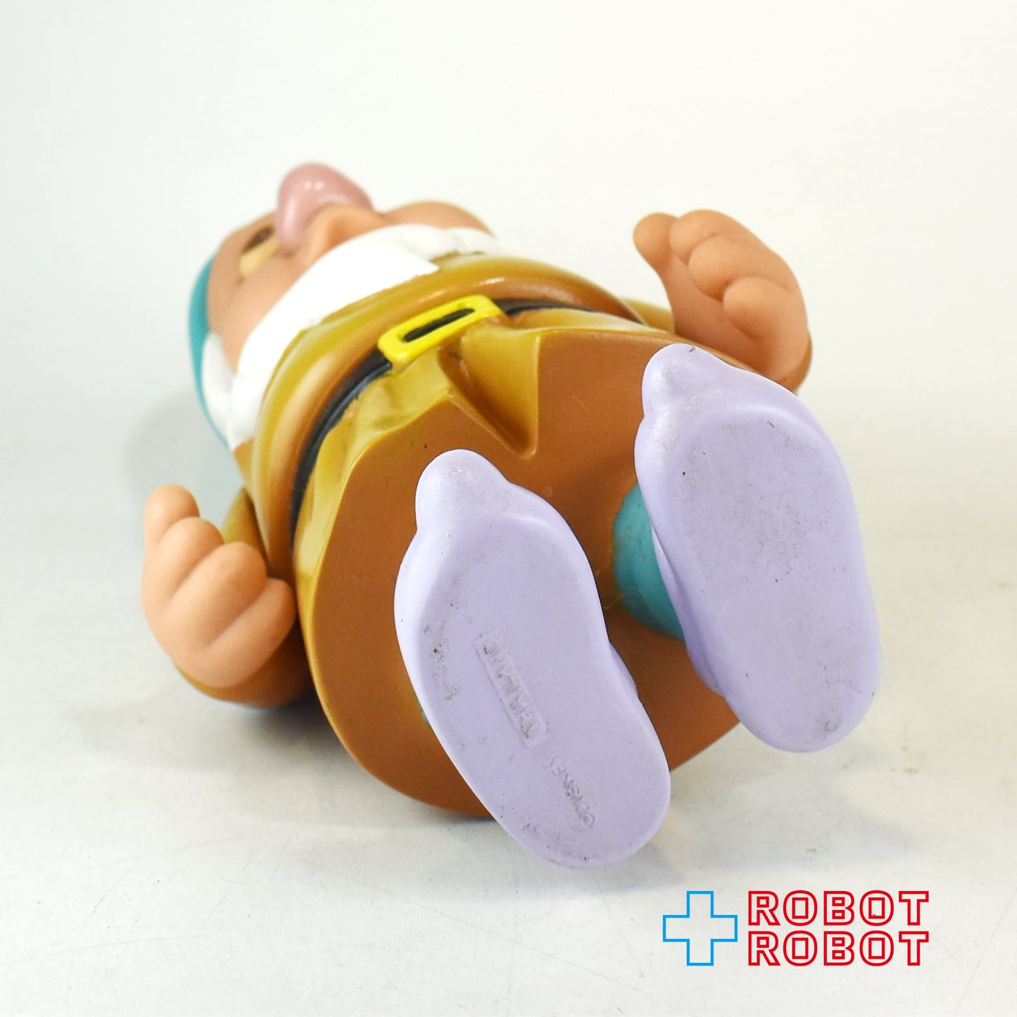 ディズニー 白雪姫と七人のこびと スリーピー (ねぼすけ) 17センチ ソフビフィギュア