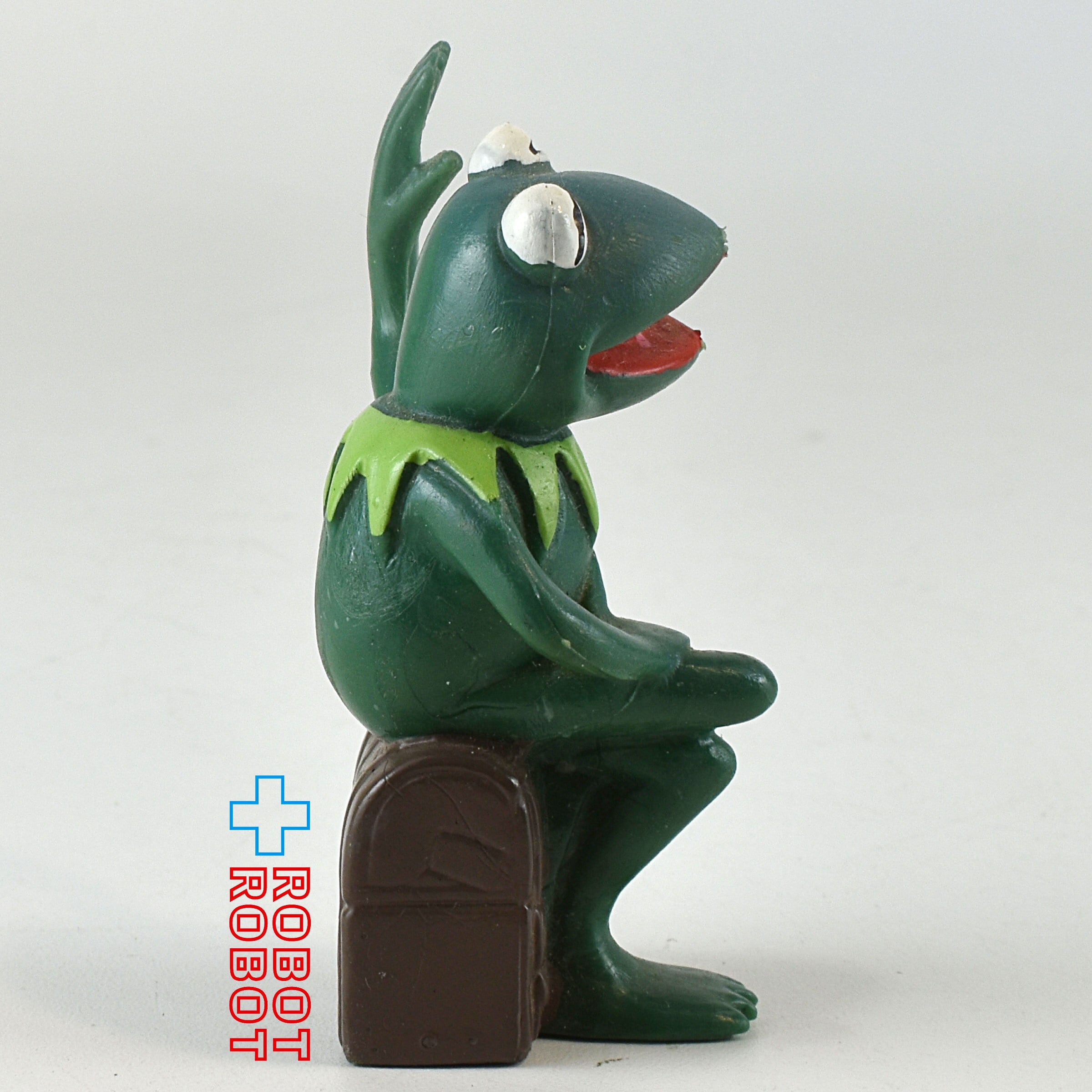 マペッツ カーミット PVCフィギュア ポルトガル – ROBOTROBOT