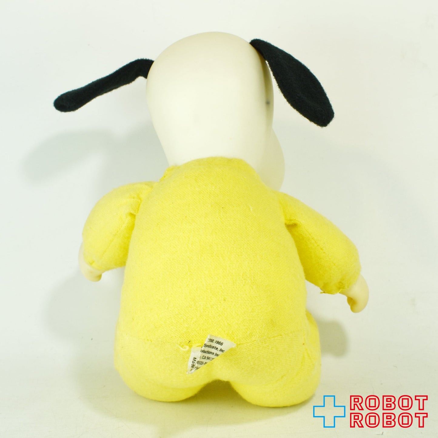 ピーナッツ ベビースヌーピー 黄色パジャマ ぬいぐるみ人形