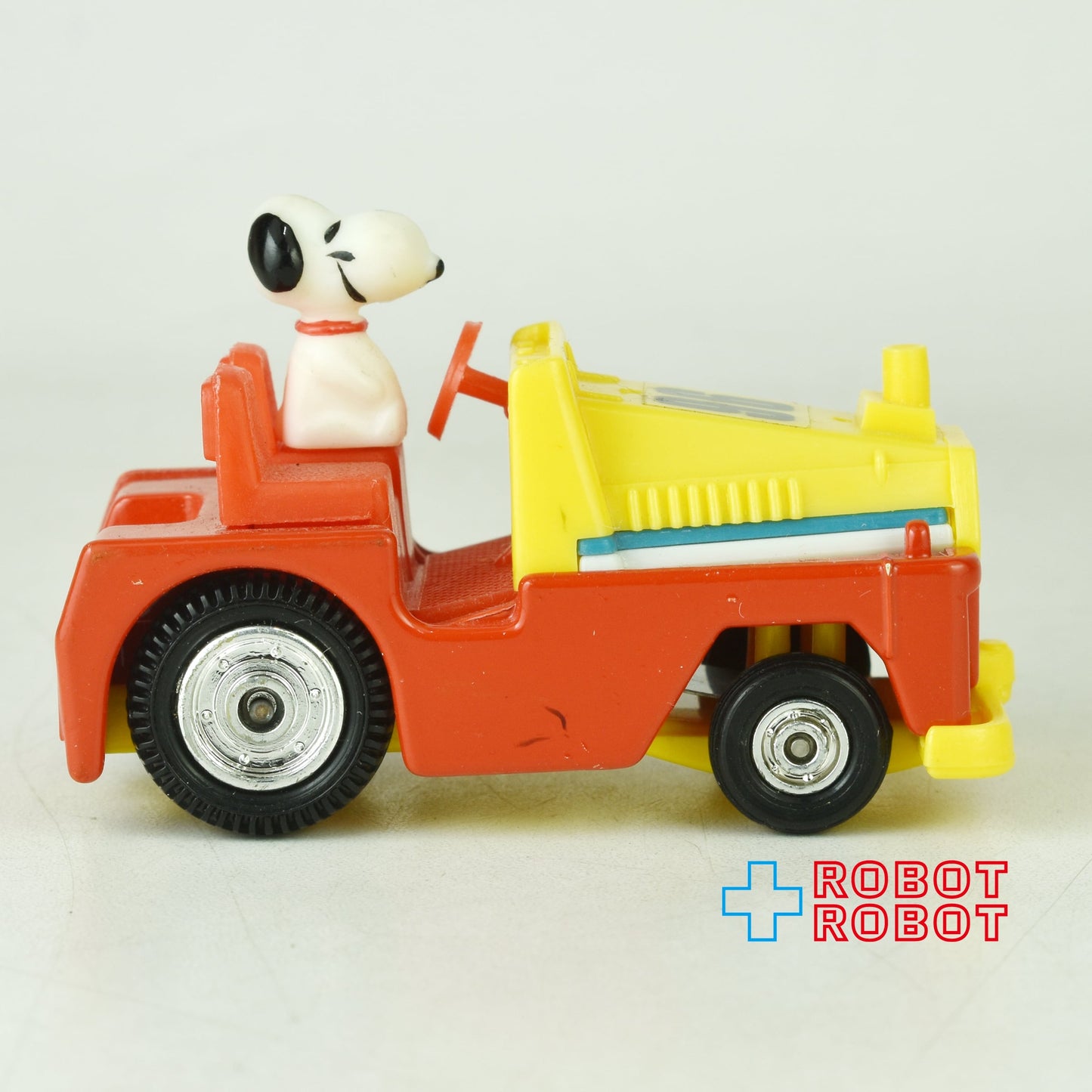スヌーピー・イン・レッドトラック ダイキャスト ミニカー メイド・イン・ホンコン ルース