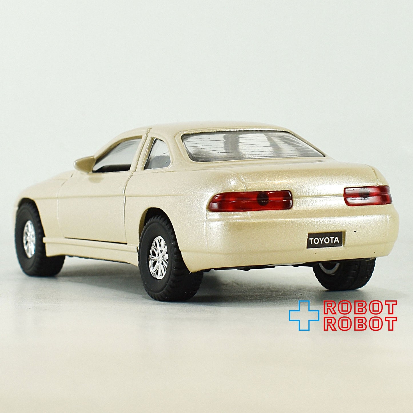 ダイヤペット SV-22 トヨタ ソアラ 4.0 GT-L 1/40 ダイキャスト ミニカー 箱入