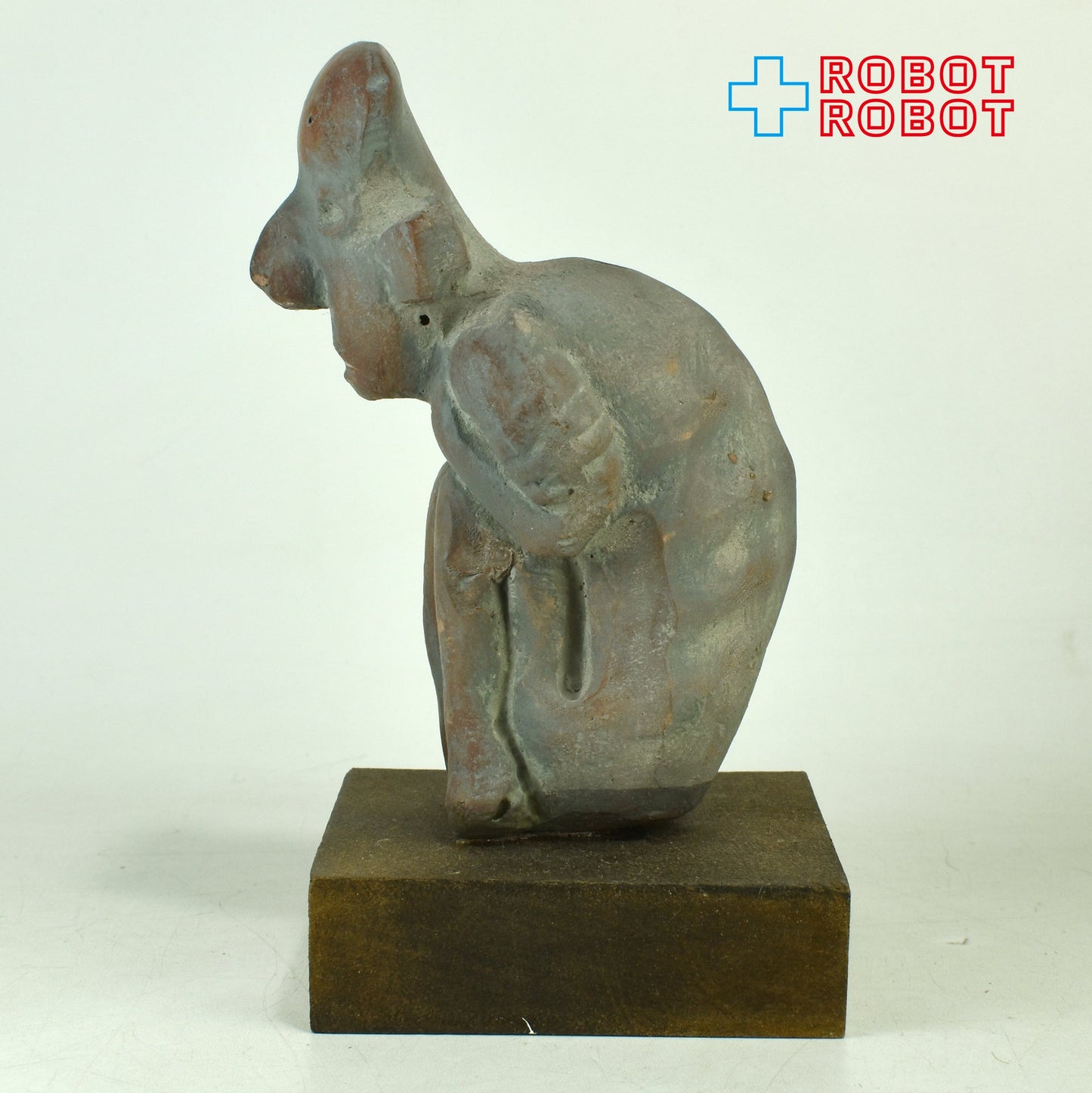 喘息発作のポートレート 医薬品メーカー陶器スタチュー