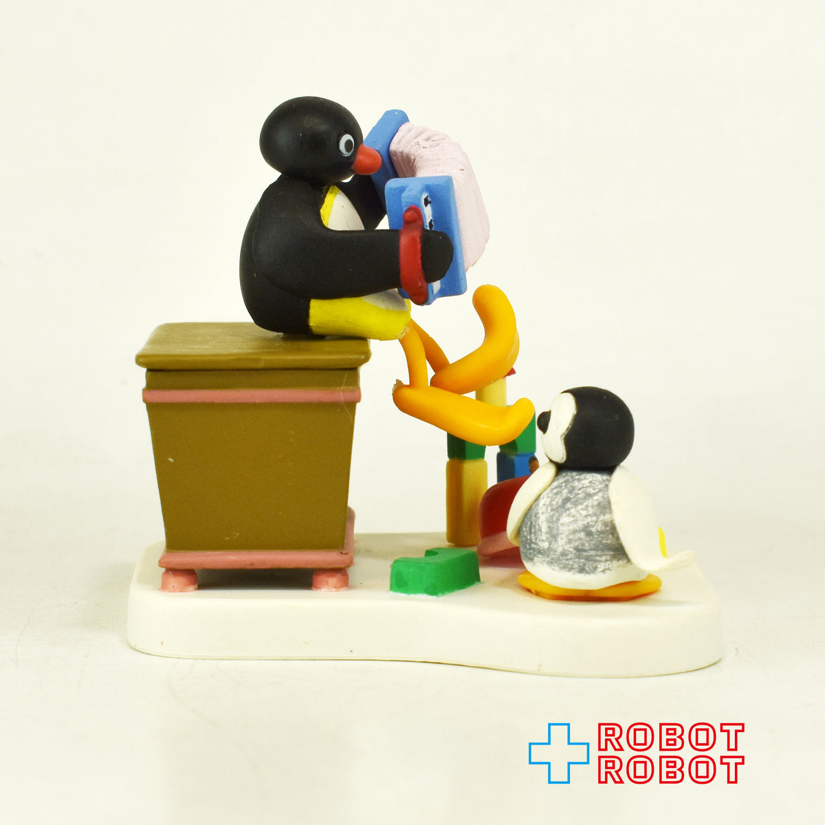 フルタ ピングーといっしょ！ #3 ピングーのアコーディオン ミニフィギュア 2004