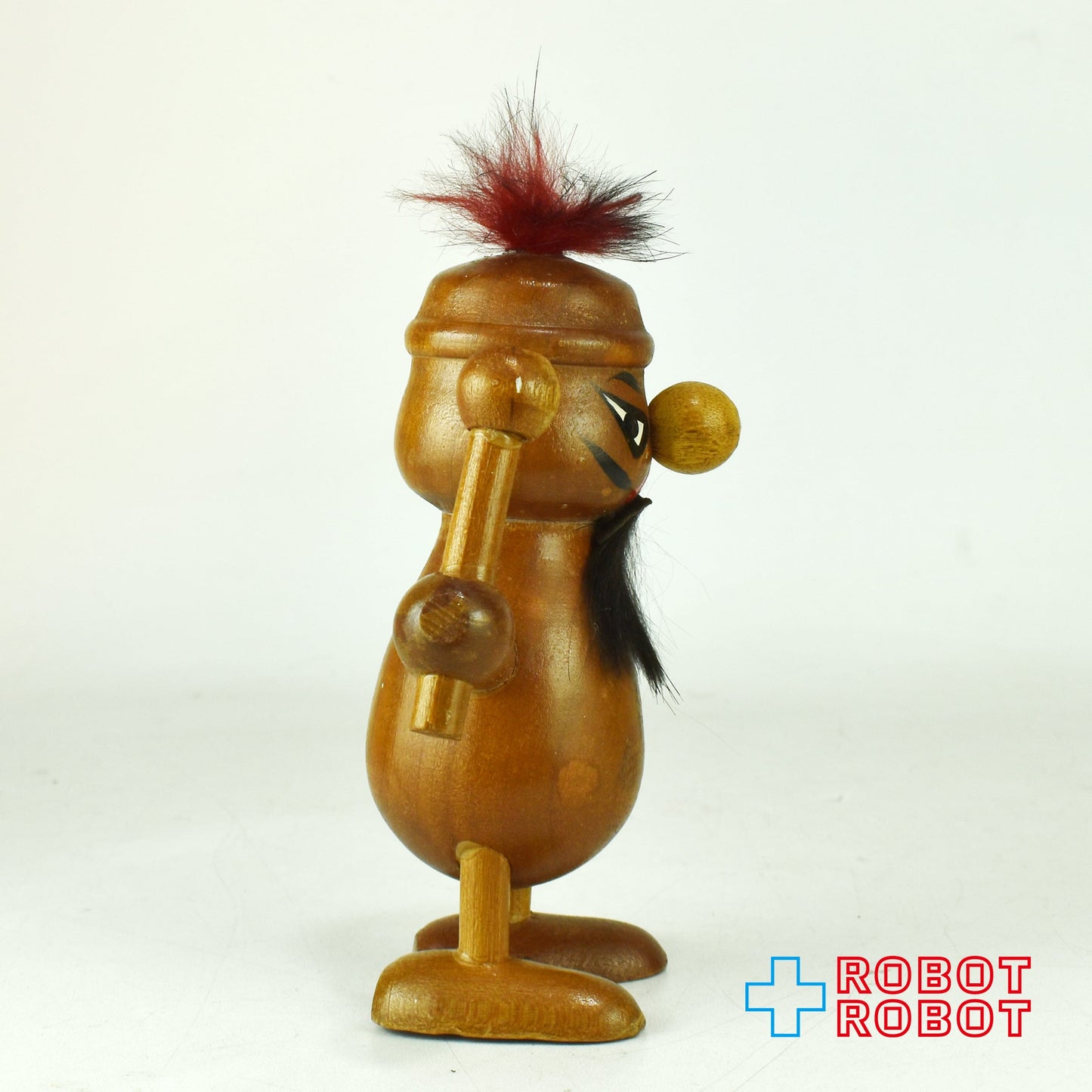 棒持ち髭男の木製人形