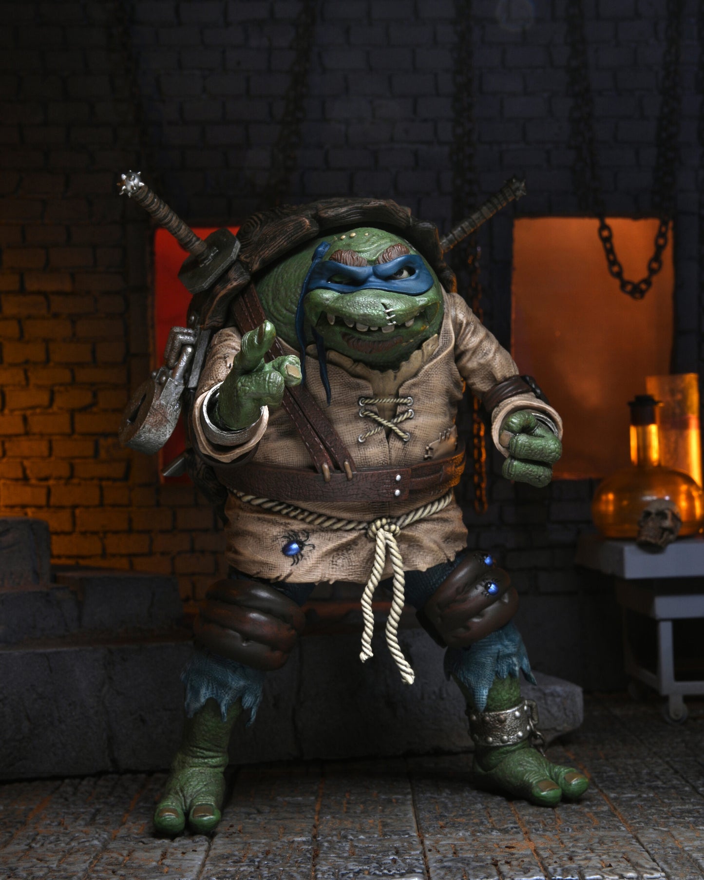 ネカ TMNT タートルズ ユニバーサル・モンスター レオナルド as ハンチバック アルティメット 7インチ アクションフィギュア 未開封