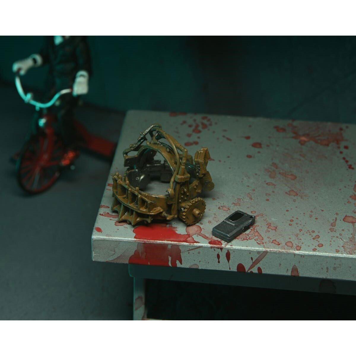 ネカ SAW ソウ ジグソウ・キラー レッドローブ Ver. 7インチ