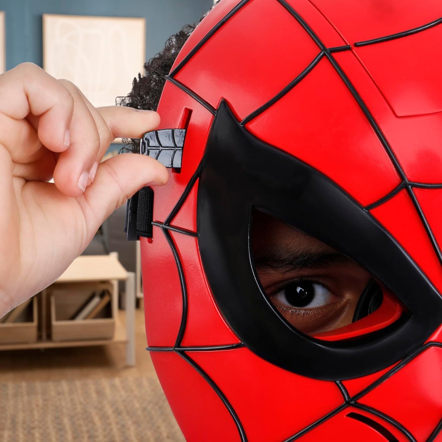 ハズブロ マーベル スパイダーマン グロー FXマスク ライトアップ ロールプレイトイ 未開封