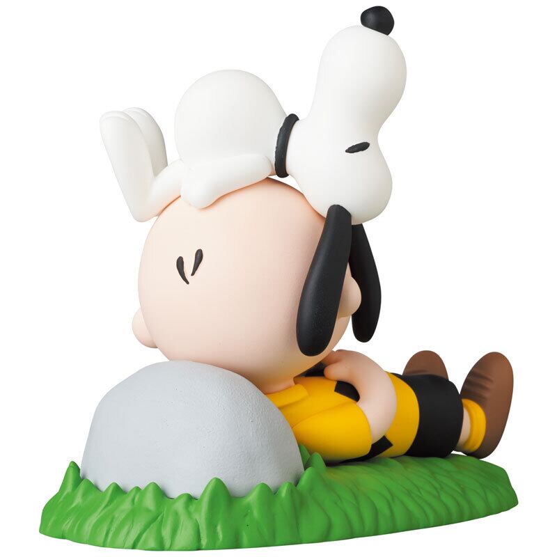 メディコム UDF ピーナッツ シリーズ13 お昼寝 チャーリーブラウン
