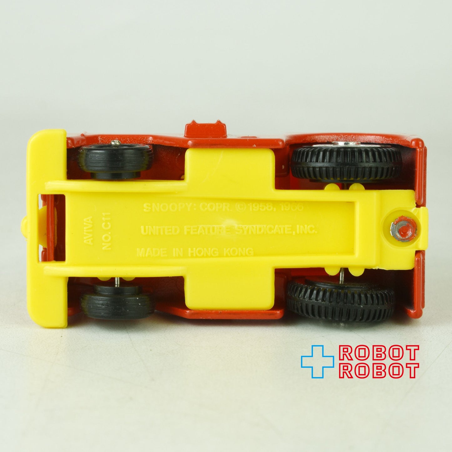 スヌーピー・イン・レッドトラック ダイキャスト ミニカー メイド・イン・ホンコン ルース