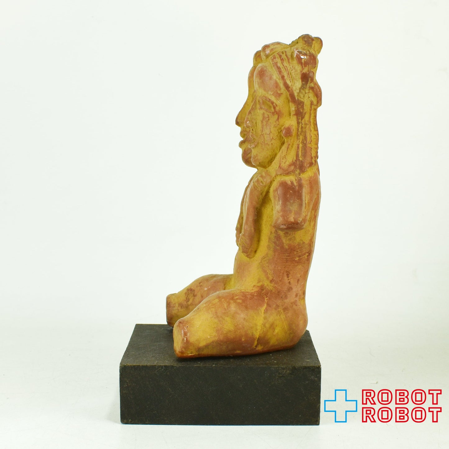 二重の精神的苦痛 二重診断 医薬品メーカー陶器スタチュー