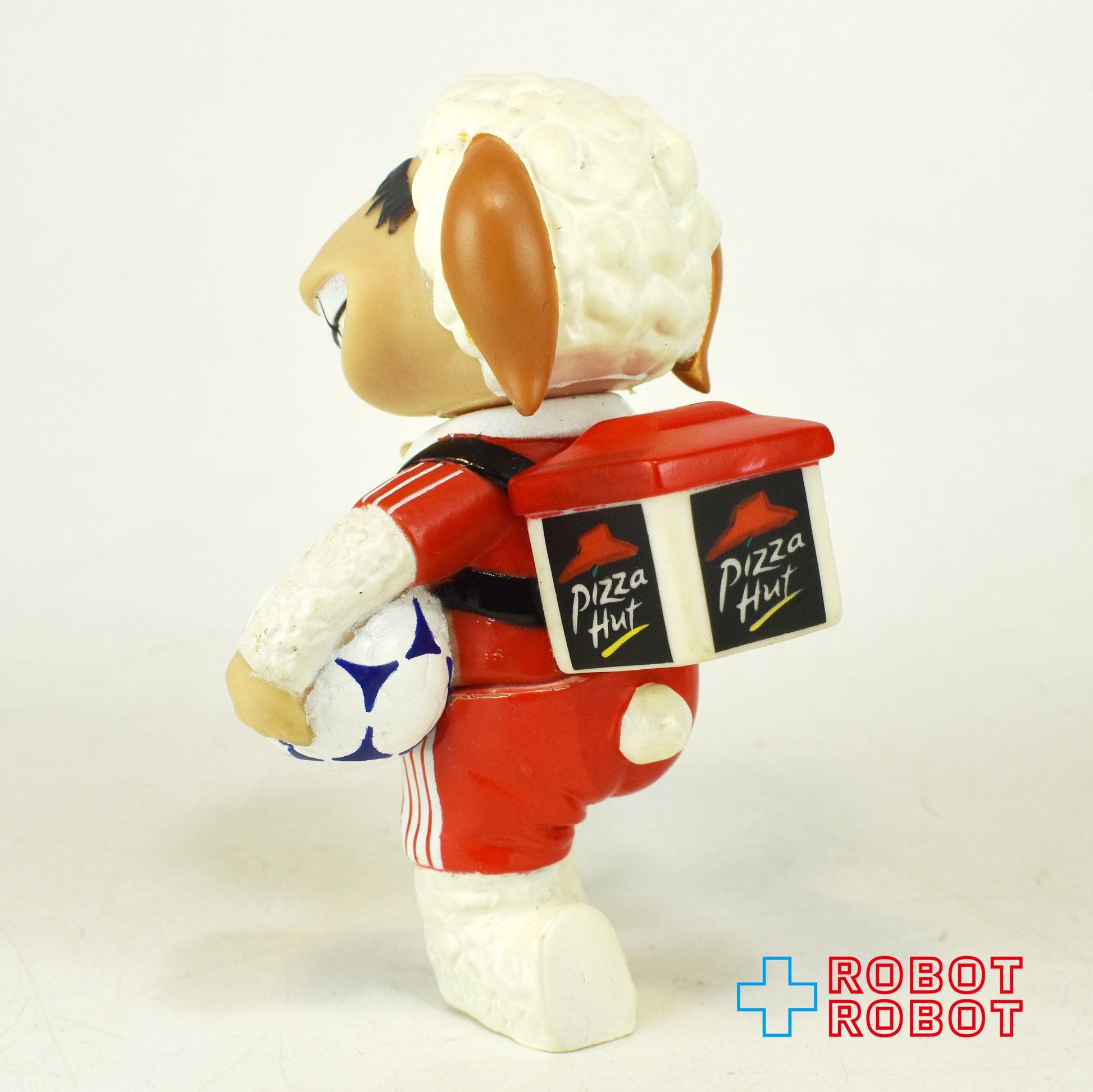 ピザハット サッカーボールを持つ羊 赤ユニフォーム フィギュア