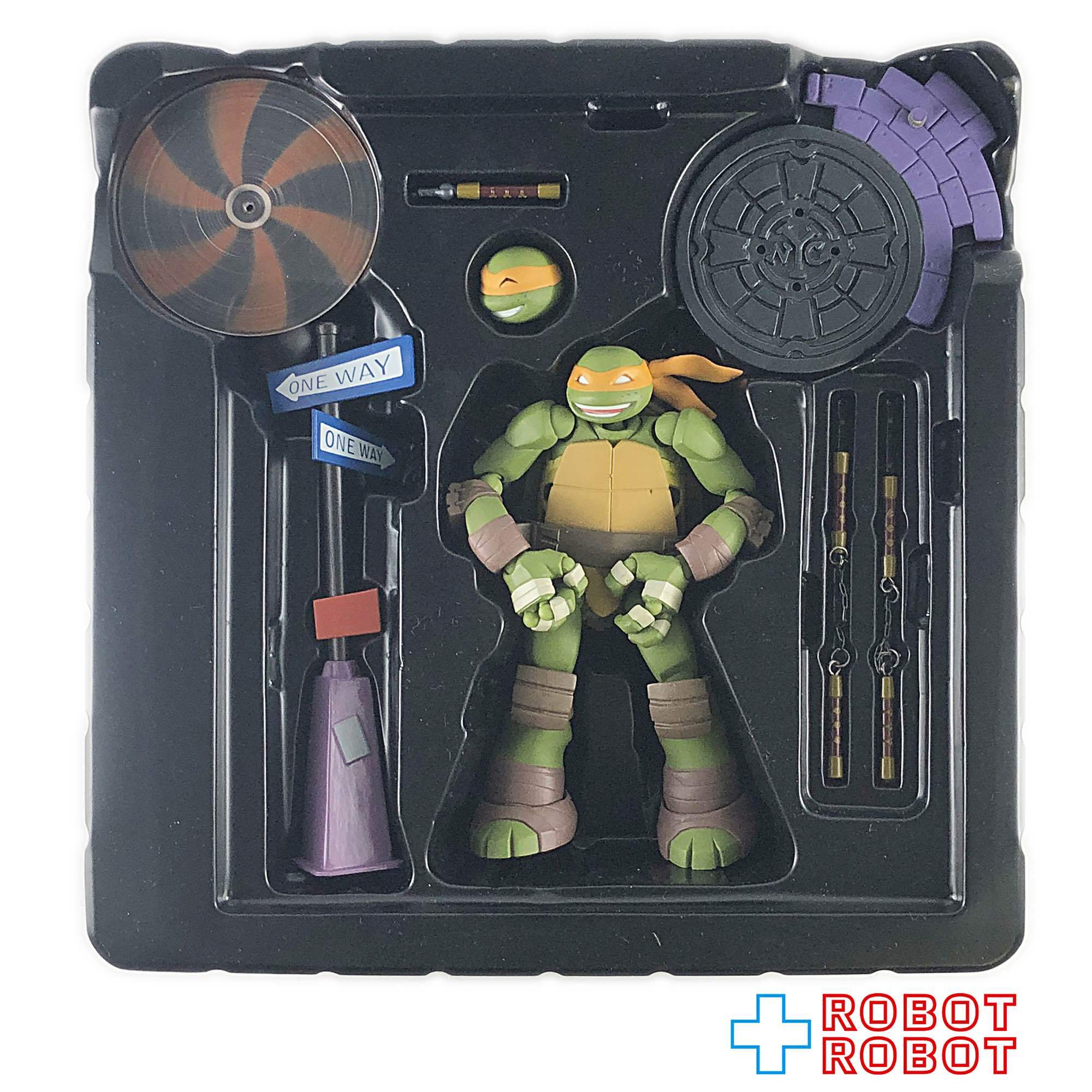 海洋堂 リボルテック タートルズ TMNT ミケランジェロ – ROBOTROBOT