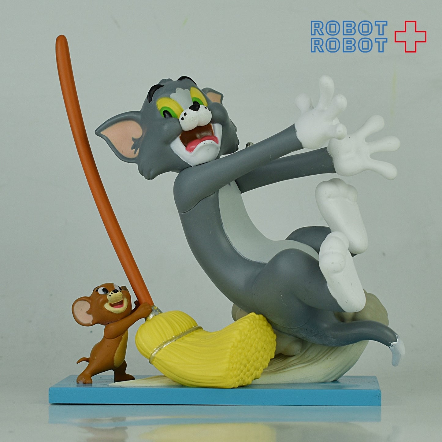 Hallmark 2018 トム＆ジェリー クリスマス・オーナメント マウスクリーニング 箱入 - ROBOTROBOT