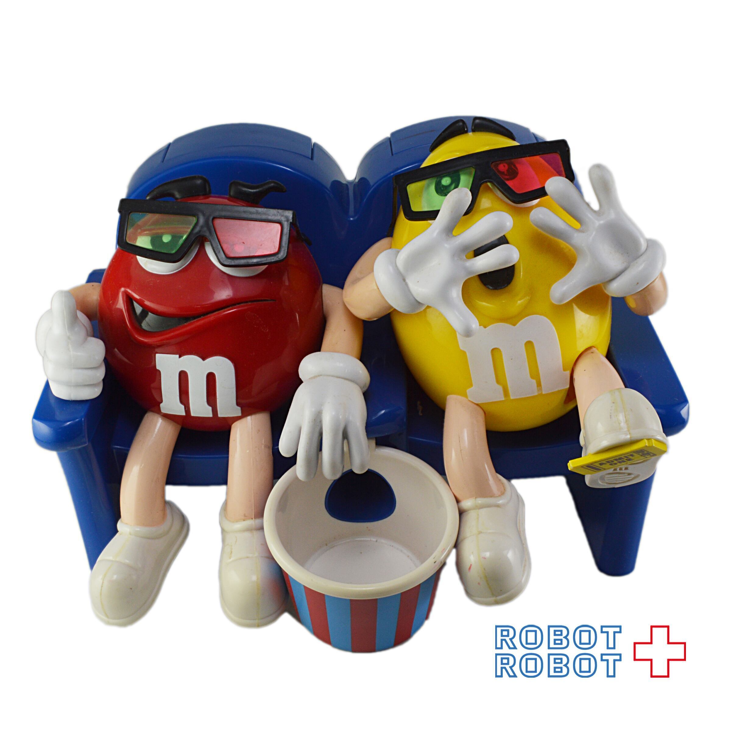 M&M's ディスペンサー 3Dムービー カウチ – ROBOTROBOT