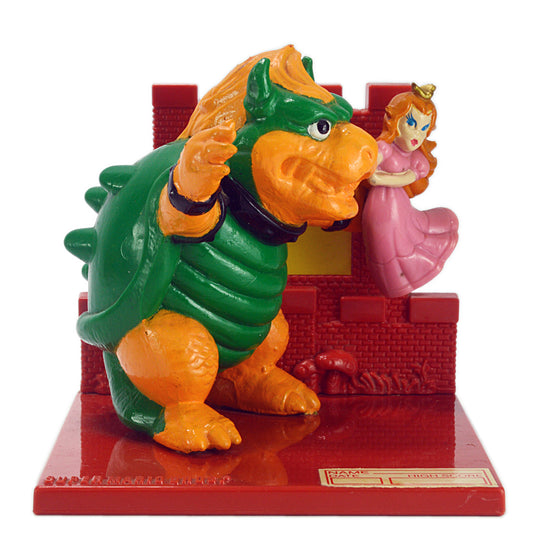 スーパーマリオ トロフィーフィギュア クッパ＆ピーチ姫