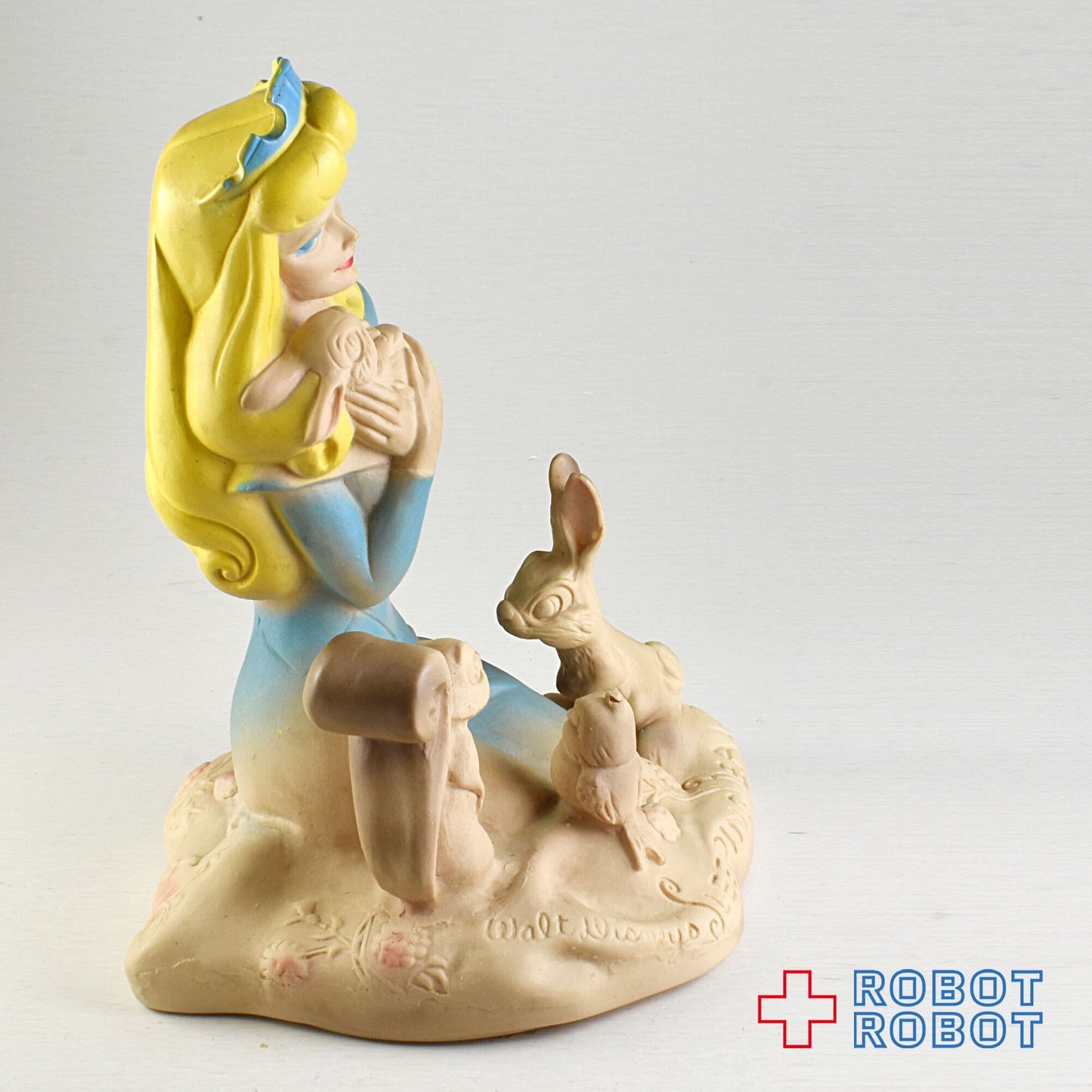 DELL社 眠れる森の美女 ソフビ ラバードール