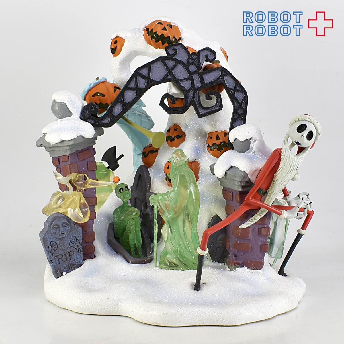 ナイトメア・ビフォア・クリスマス かぼちゃの墓場 ライトアップ