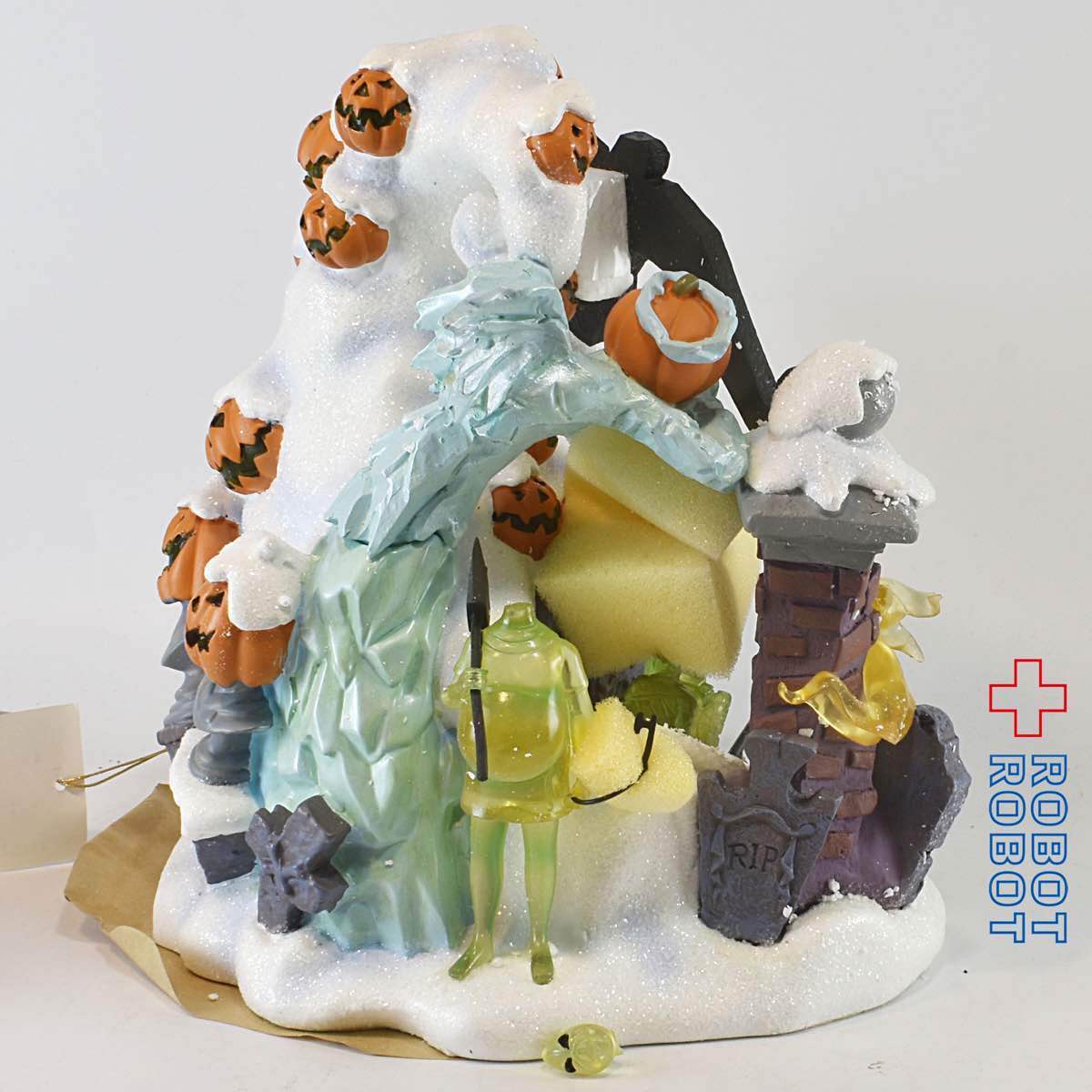 ナイトメアービフォアクリスマス かぼちゃの墓場 ジオラマ