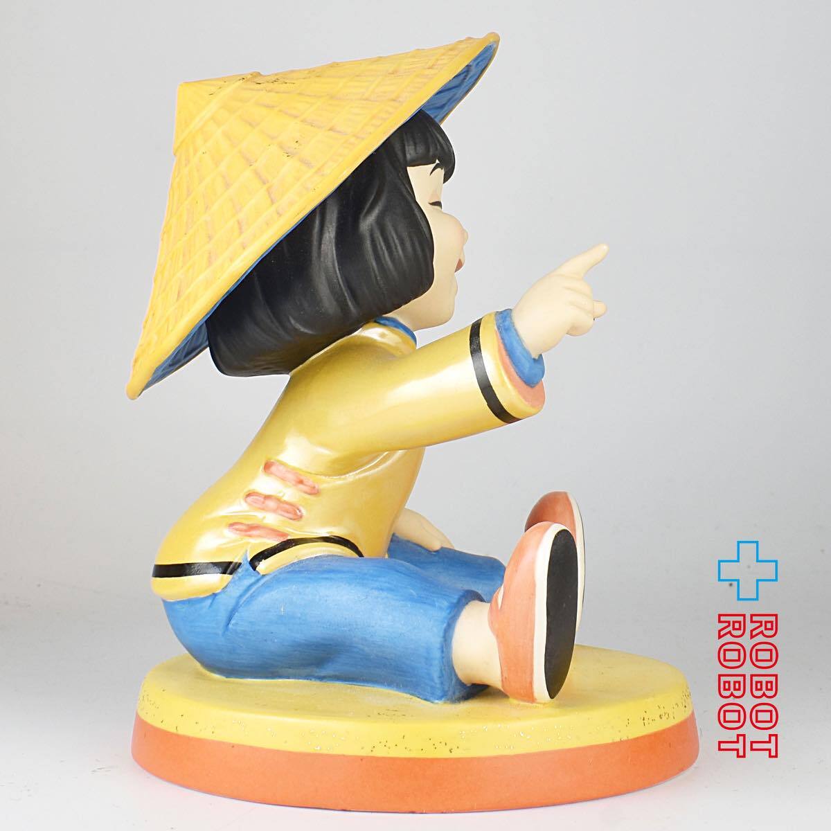 ディズニー WDCC イッツアスモールワールド 中国 – ROBOTROBOT