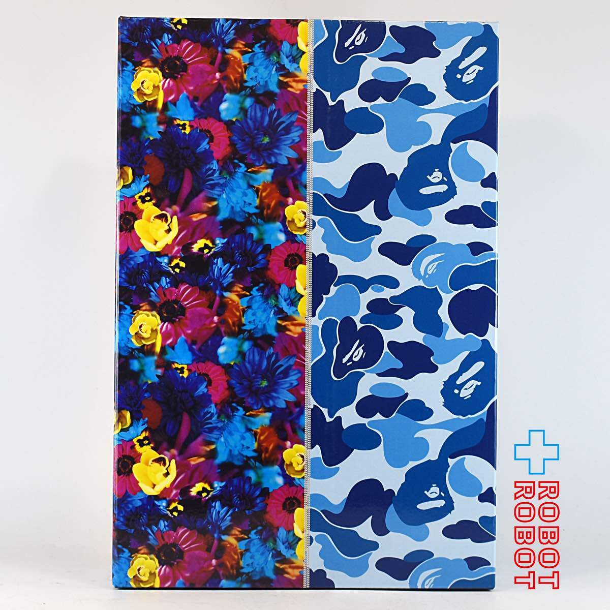 メディコム ベアブリック BAPE(R) × M / mika ninagawa SHARK BLUE 100％ & 400％