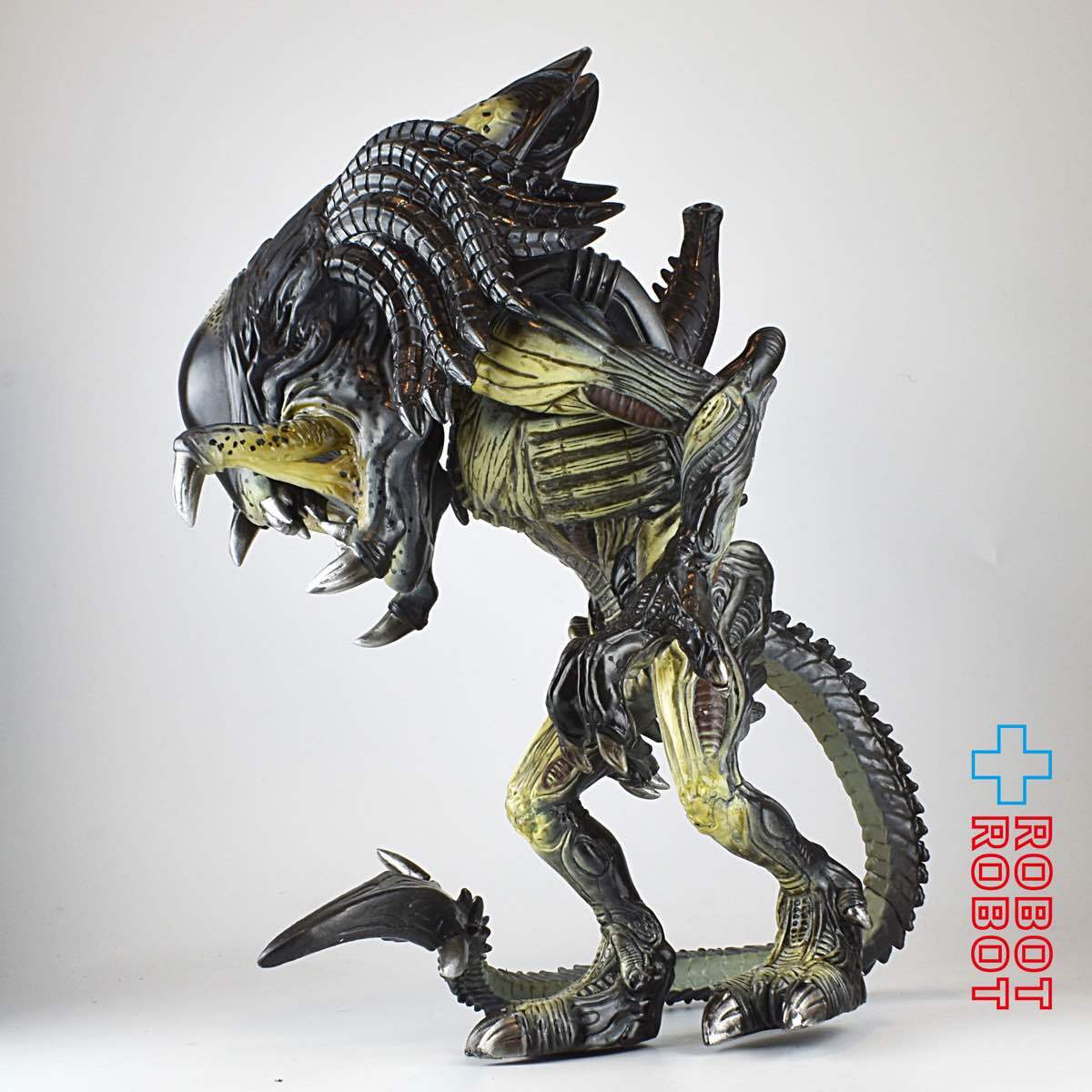 ThreeB エイリアンVSプレデター2 プレデリアン