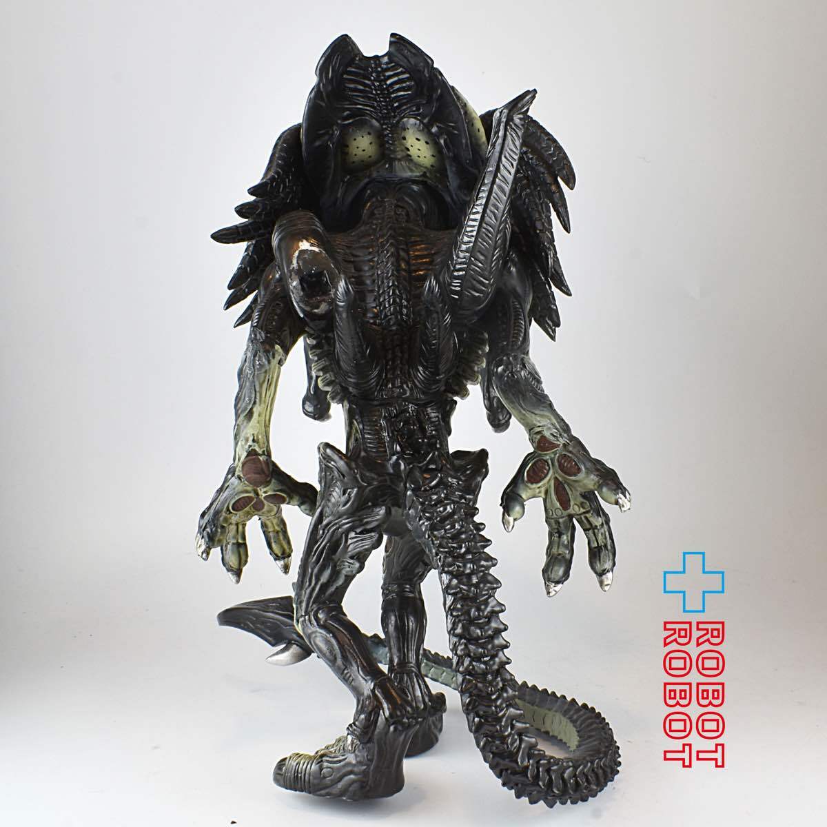 ThreeB エイリアンVSプレデター2 プレデリアン