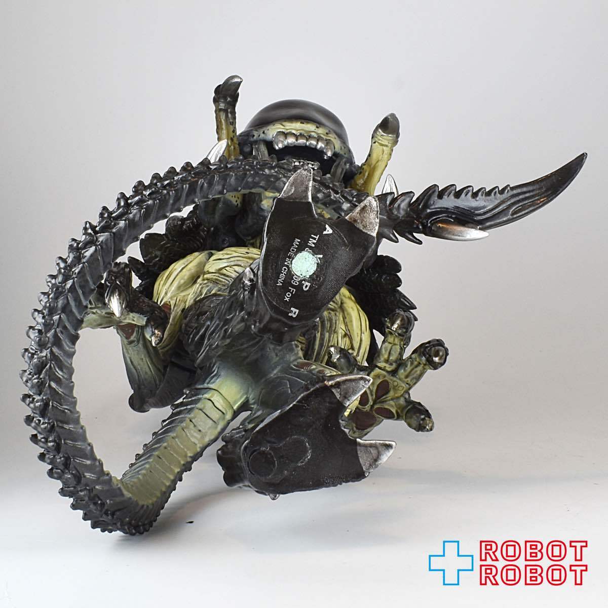 ThreeB エイリアンVSプレデター2 プレデリアン