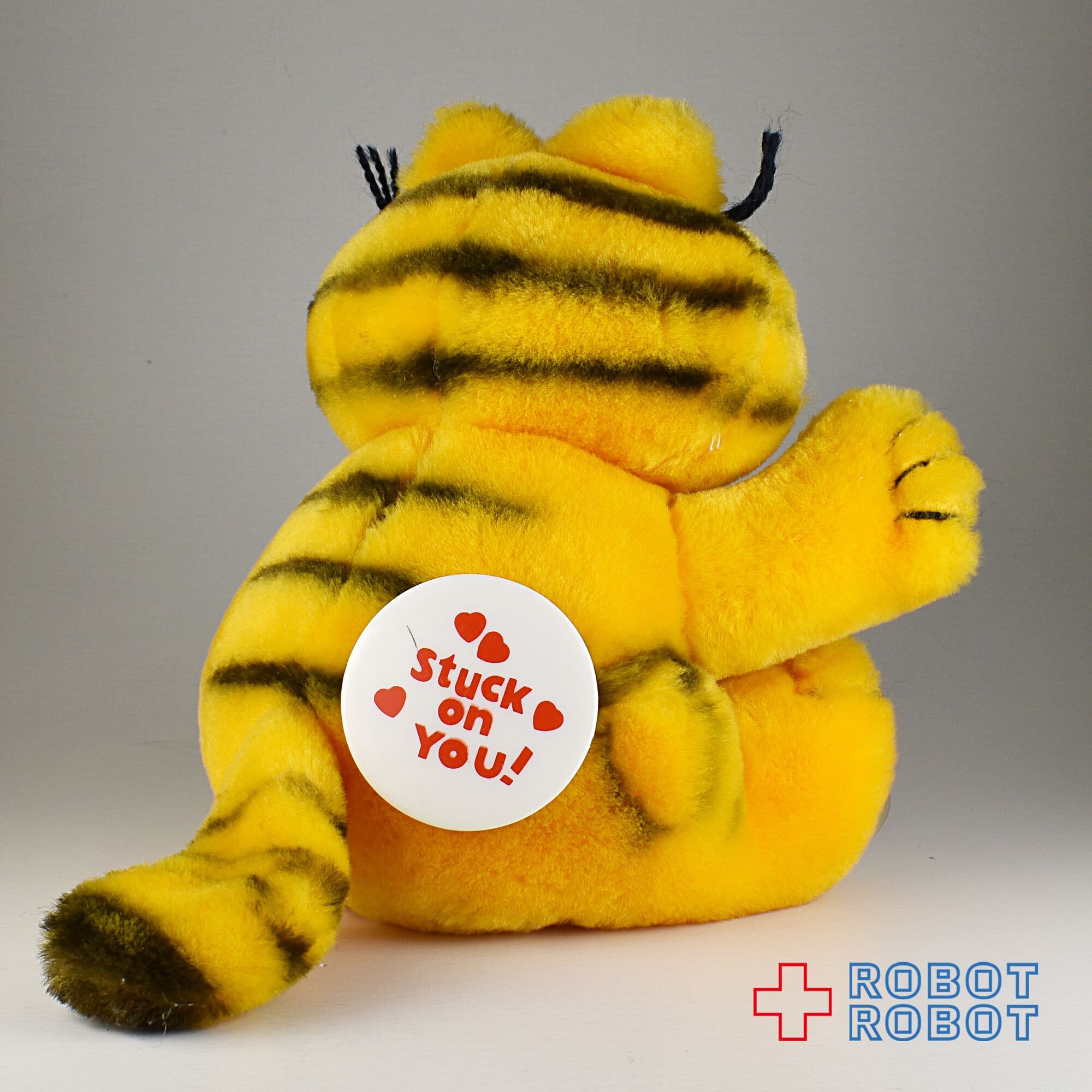 Dakin ガーフィールド 吸盤付ぬいぐるみ人形 STUCK ON YOU! – ROBOTROBOT