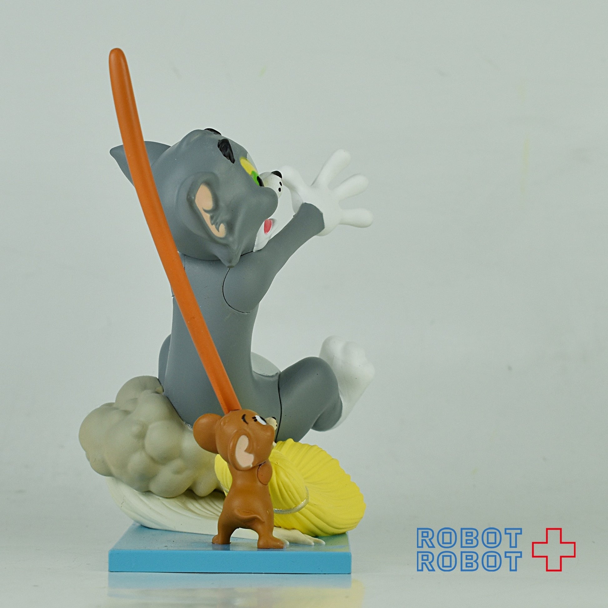Hallmark 2018 トム＆ジェリー クリスマス・オーナメント マウスクリーニング 箱入 - ROBOTROBOT