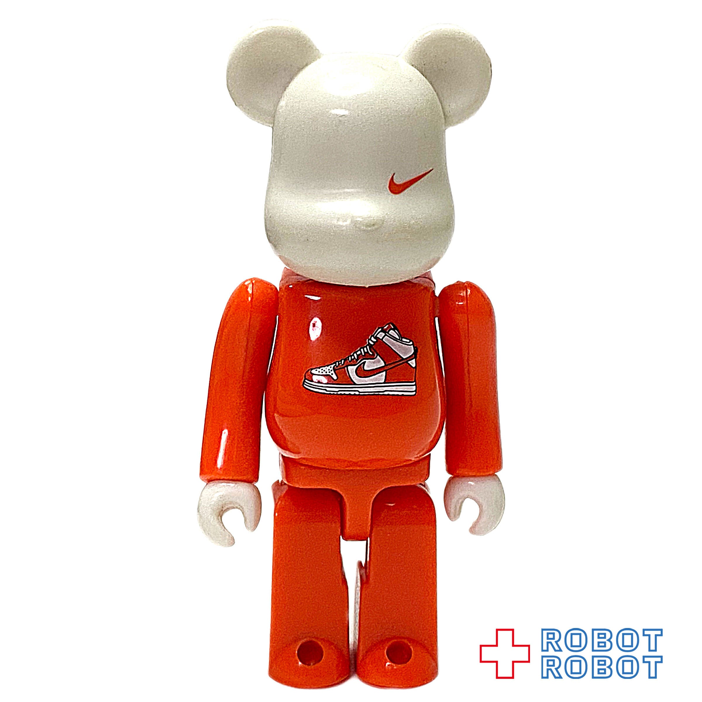 鉄道運行管理 be@rbrick undefeated 100％ベアブリック nike