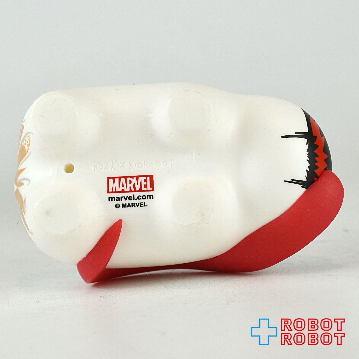 キッドロボット マーベル Kozik アンチヴェノム フィギュア