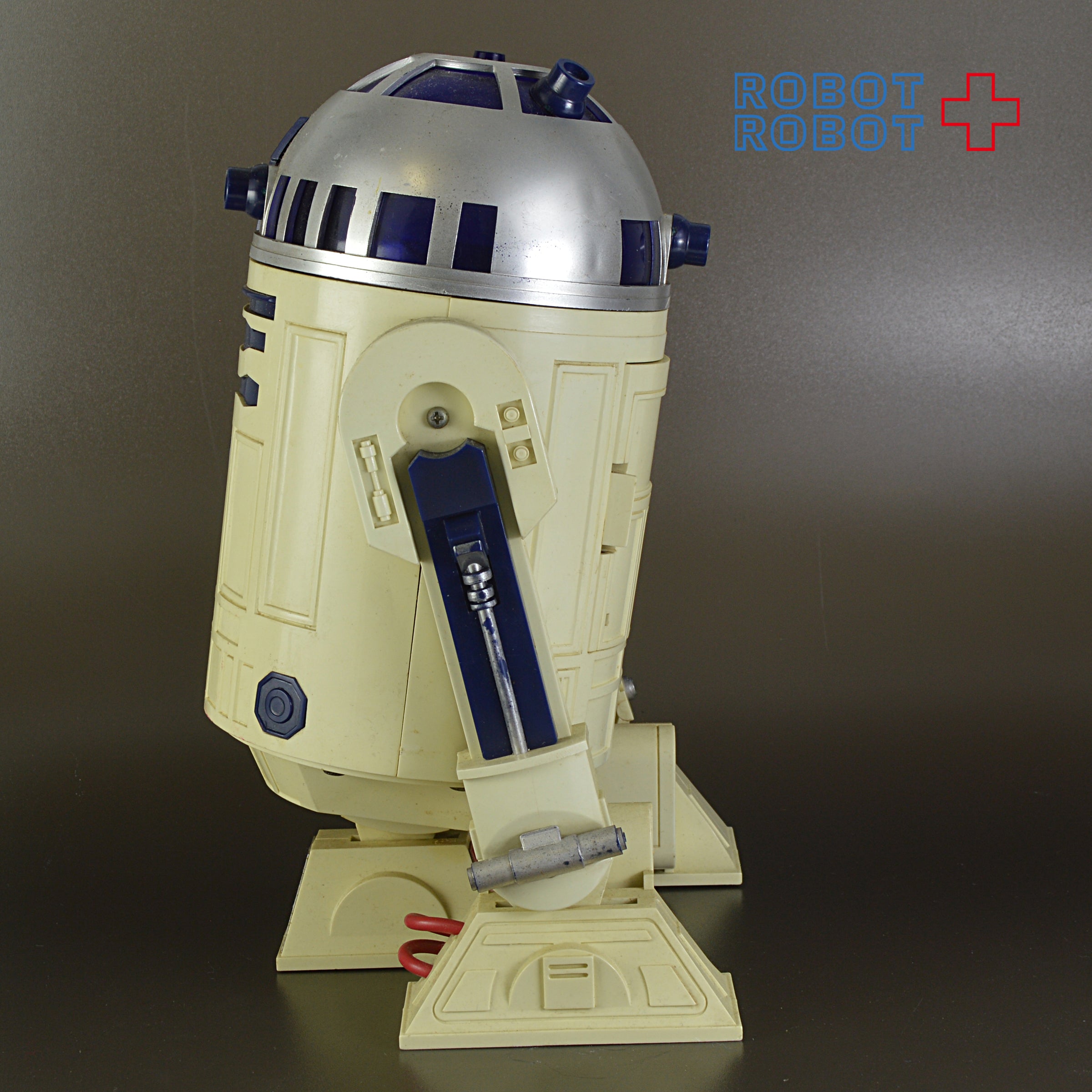 コカコーラ スター・ウォーズ R2-D2型 AMラジオ – ROBOTROBOT