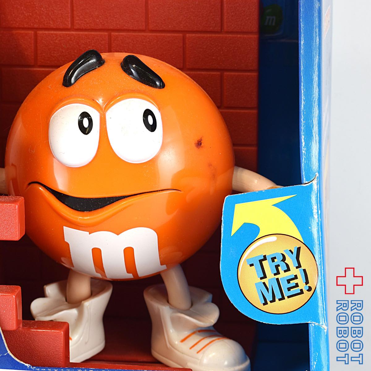 M&M's Hide' N Hander ディスペンサー オレンジ